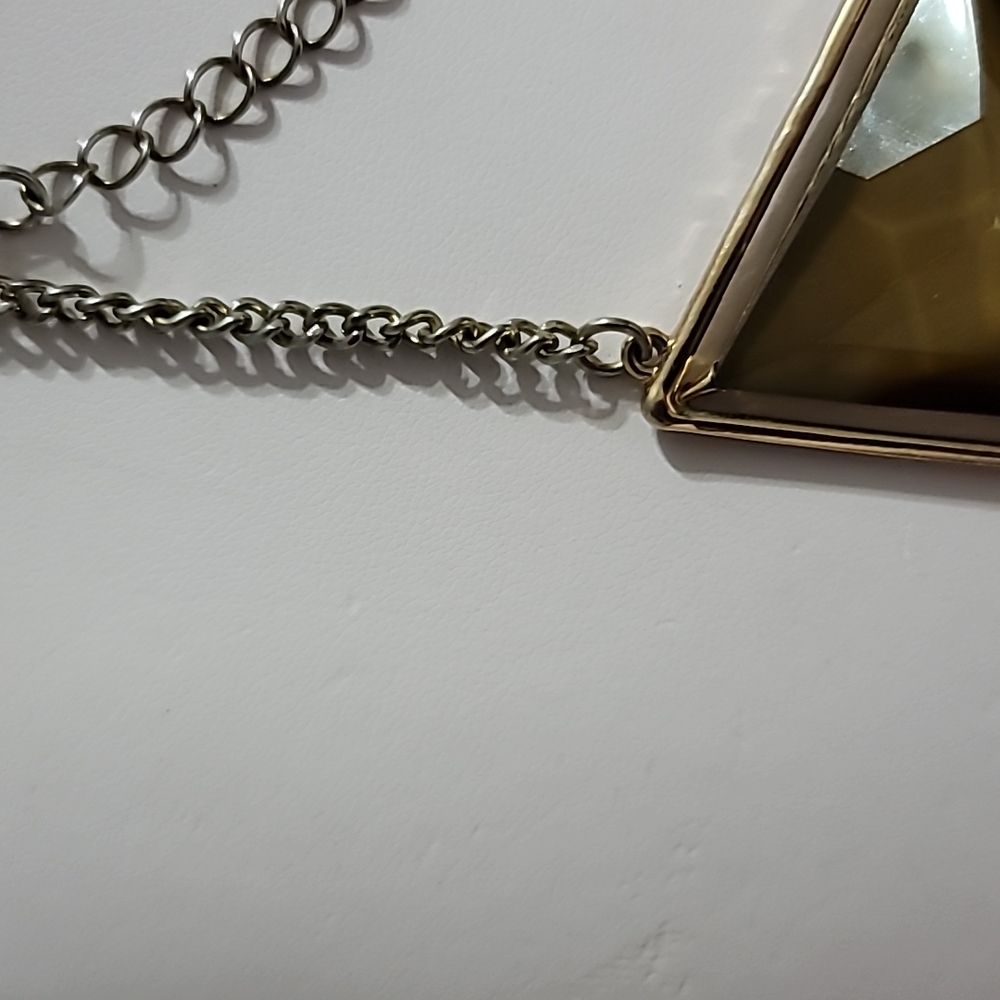 Triangular Pendent Necklace - Picture 3 of 3